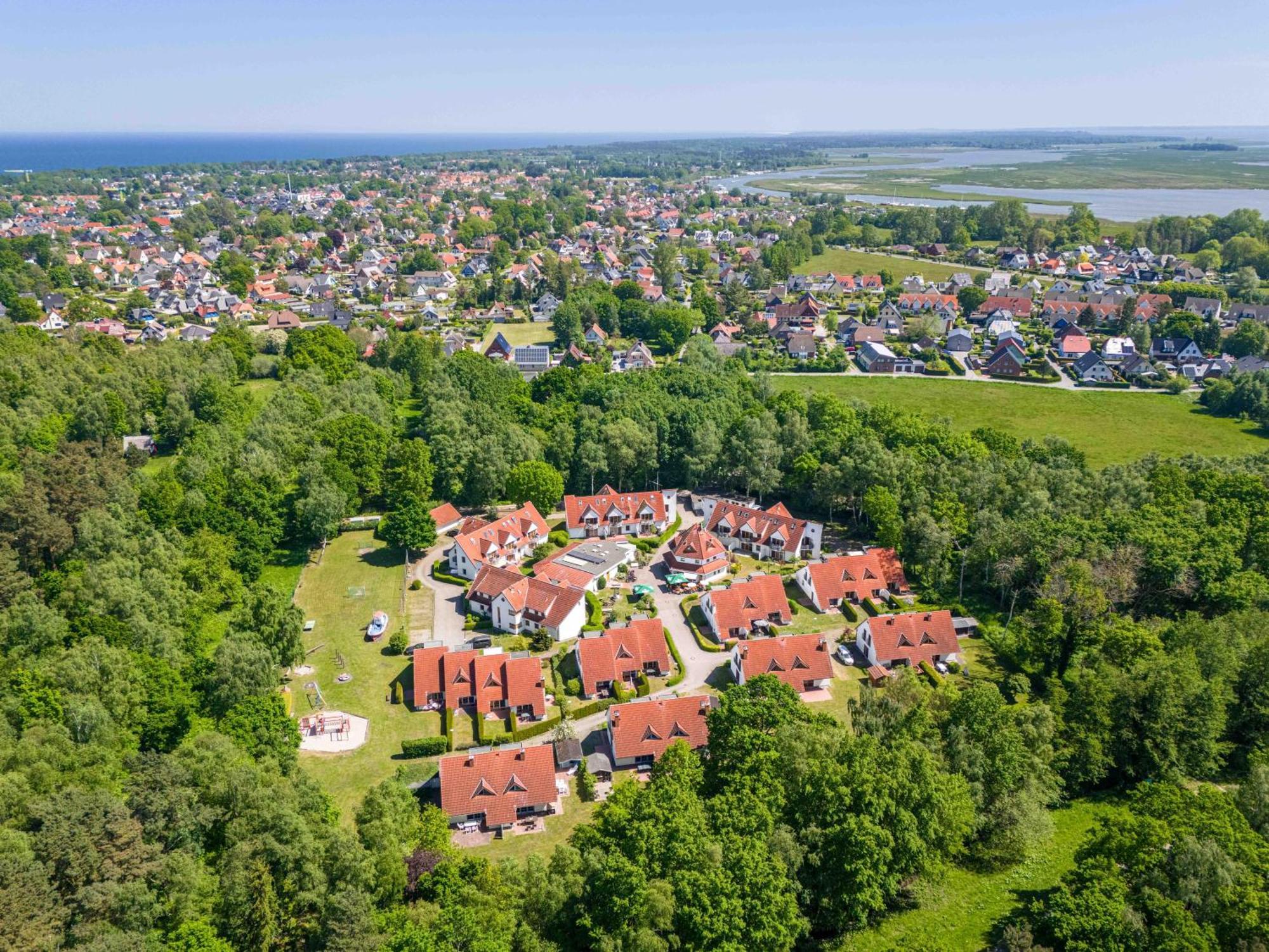 Ferienpark Freesenbruch Wohnung 2 6 - Windrose Zingst Kültér fotó